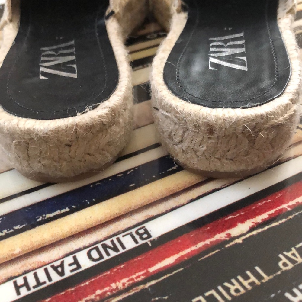 Espadrilles - Picture 5 of 5